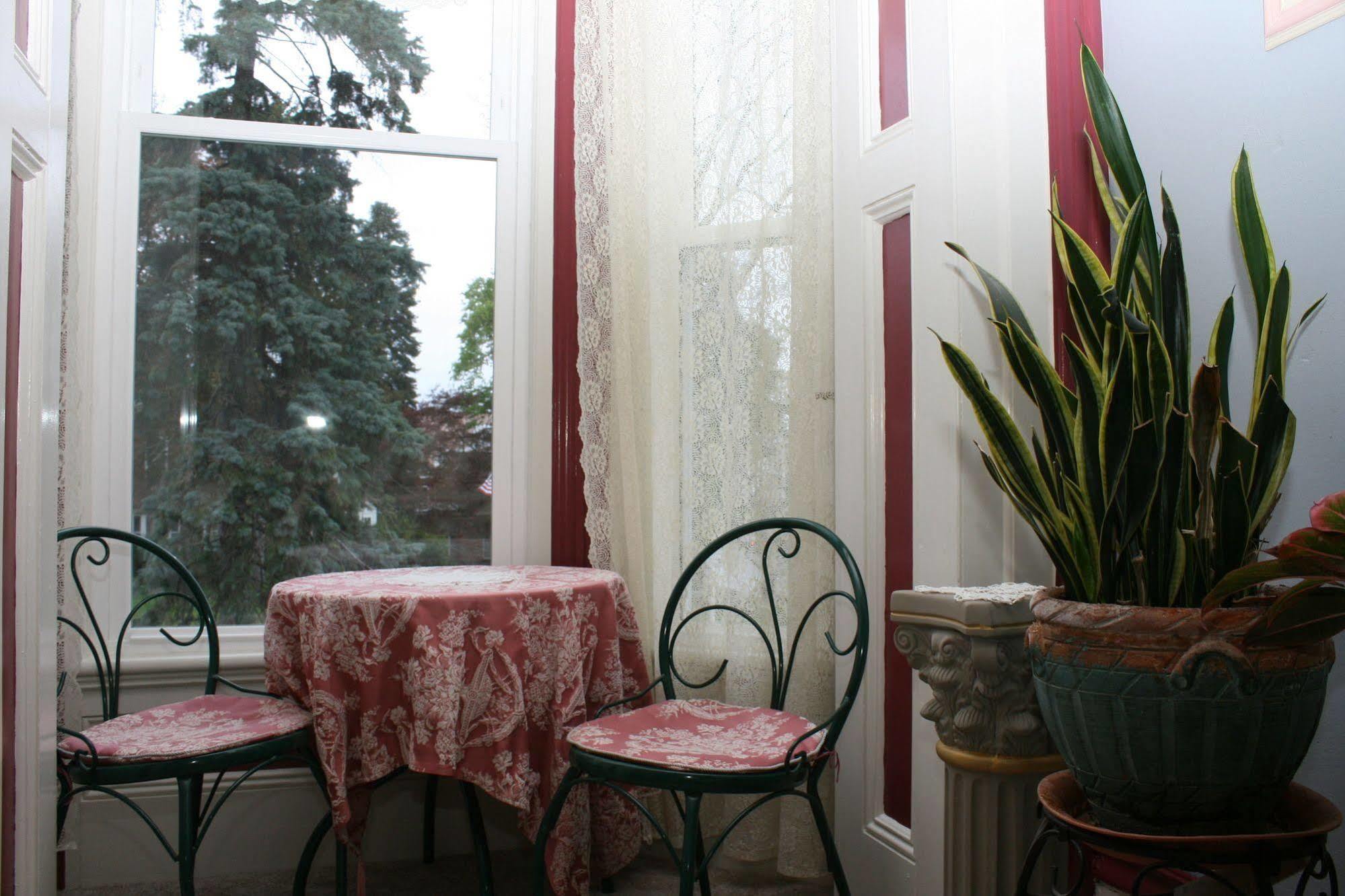 The Gridley Inn B&B Waterloo Buitenkant foto